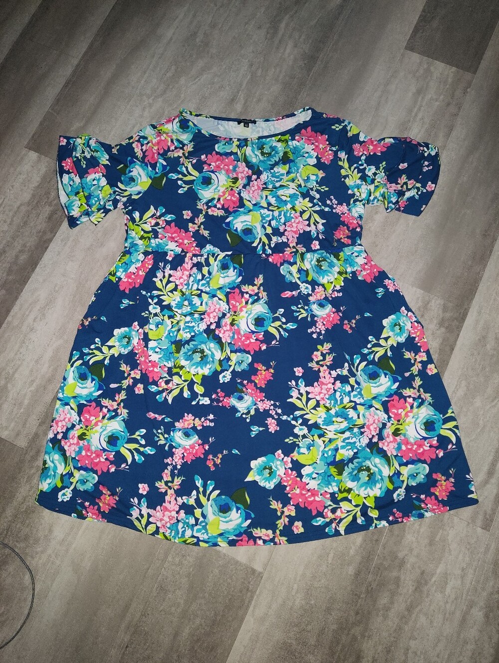 Tryllhee Women's Floral Swing Dress Navy Blue Pink 3X Short Sleeve Pockets
